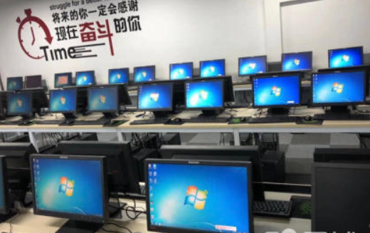 大量多款辦公電腦i3i5四核游戲主機(jī).送上門(mén)365保修 